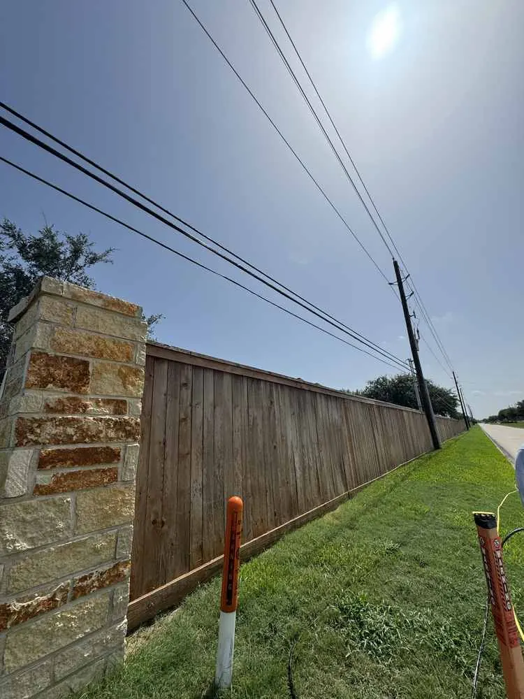 Fence before restoration